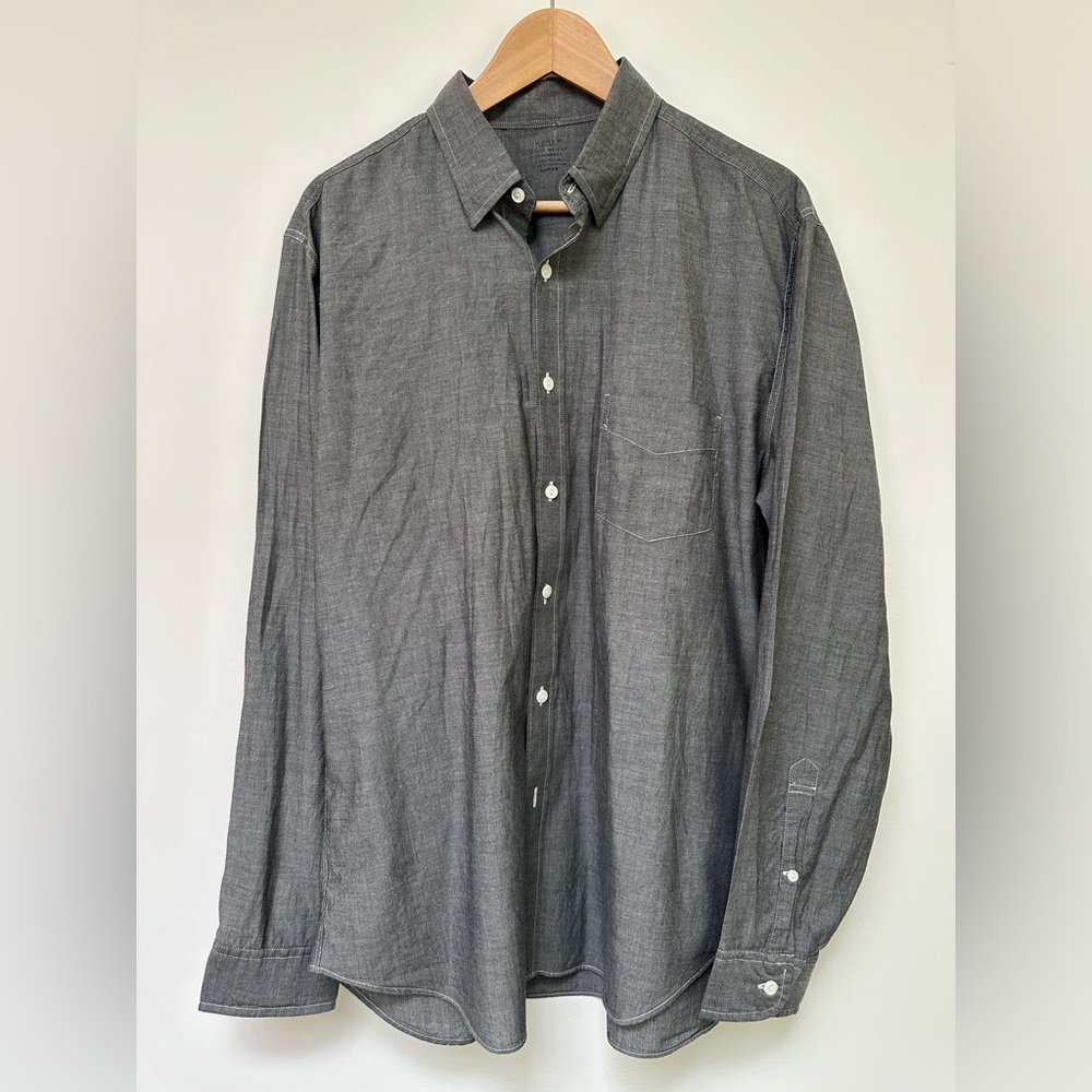 J Crew Grey Chambray Button Up Shirt - L